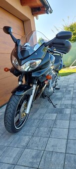 Suzuki GSF 600s - 2
