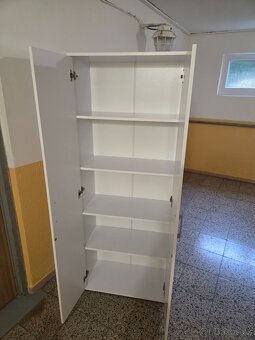 Policová skříň - 2