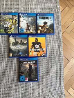 Prodám PS4 500gb - 2