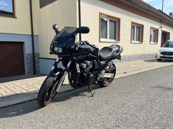 Yamaha fzs fazer 600 - 2