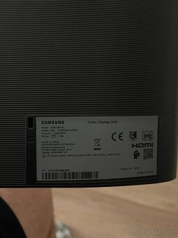 24" Samsung S24F350 - 2
