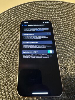 Prodám Apple IPhone 13 128GB barva Pink - 2