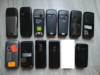 Sada mobilů značky Nokia - 4 - 2