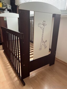 Dětská postýlka 120x60 + matrace a komoda - 2