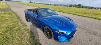 Ford mustang - 2