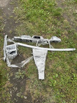 BMW e92 šedé hliníkové obložení interiéru - 2