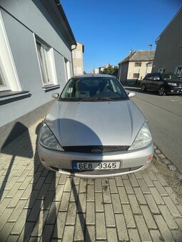Ford focus mk1 - 2