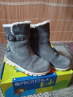 Set dívčí obuvi vel. 32/33 - 2