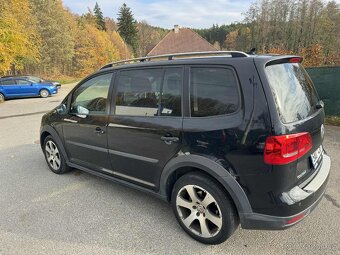 Volkswagen Touran - 2