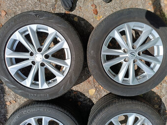 Nissan Quashqai - alu 7x17 et40 + čidla + letní 215/60/17 - 2