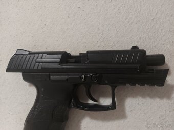 P30 airsoft pistole - 2