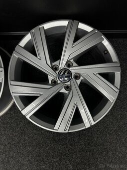 Alu VW 5x112 18” BERGAMO - 2