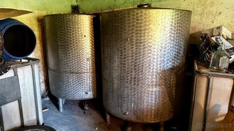 NEREZOVÉ - KAMENINOVÉ - PLASTOVÉ - NÁDOBY - 1000L - 6000L - 2