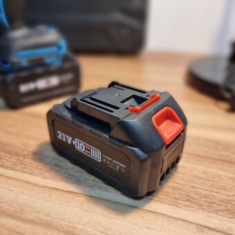 Prodám nový AKU rázový utahovák HILDA - 21V, 520nM - 2