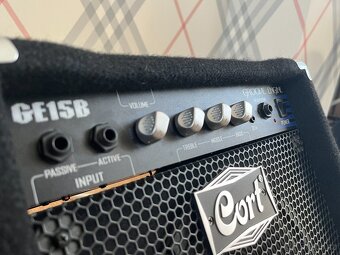 Baskytarové kombo GE15B - 2