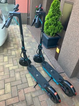 Elektrokoloběžka LAMAX eCruiser SC30 - 2