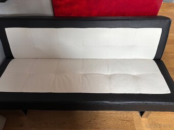 Elegantní černobílá sedačka - 2