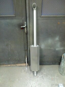 Výfuk Zetor na přírubu - 2