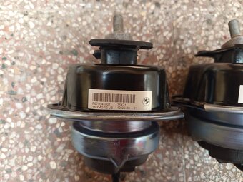 Silentbloky motoru BMW e70-71 - 2