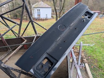 BMW e34 sedan Kufr a Kapota - 2