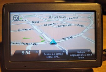 Autonavigace TomTom Via 135 - 2