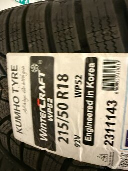 215/50 R18 92V Kumho WinterCraft WP52 - 2