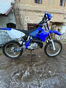 Yamaha YZ125 - 2