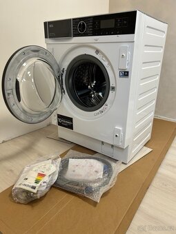 Pračka AEG L7FNE48SI - 2