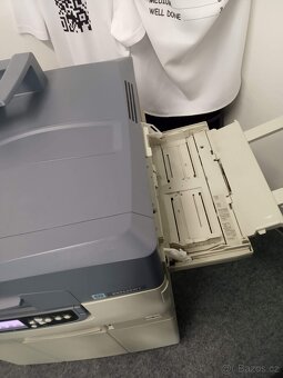 tiskárna OKI ES9420 WT s bílým tonerem - 2