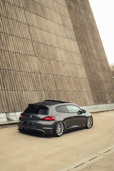 Scirocco 2.0TSI 155kw, Bixenon, manuál, vzduchový podvozek - 2