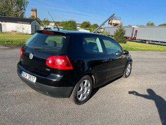 Volkswagen Golf 1.9 TDI - 2