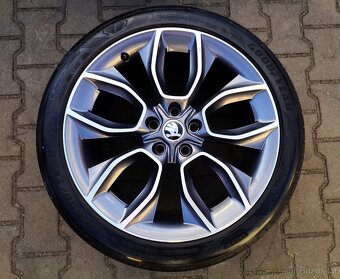 Alu kola originál Škoda Karoq 5x112 R19 Crater - 2