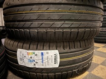 NOKIAN 225/60 r17 NOVÉ - 2