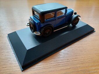 Model Škoda 422 Tudor 1:43 Abrex - 2