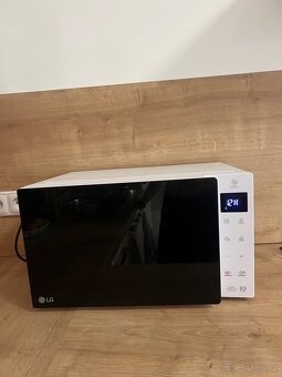 Mikrovlnka LG - 2
