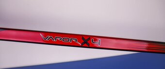 Hokejky Bauer Vapor X4 p28 70flex SR na praváka - 2
