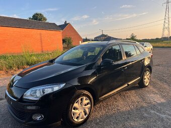 Renault Megane 1,5 DCI 81 kw - 2