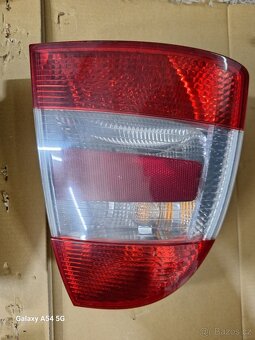 Škoda superb světla - 2
