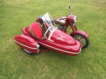 Jawa 350 se sajdou Velorex 560 - 2