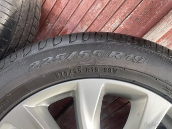 Pneu 255/55 R19 - 2