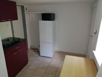 Pronájem 1+1, ulice Kronova, Řečkovice, 27 m2 - 2