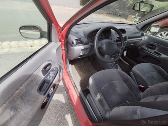 CLIO 1.4i AUTOMAT - pojízdné s vadou -čtěte celé - 2