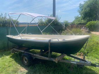 Loď s motorem Eddy 420 - 2