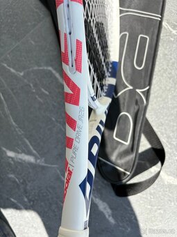 Tenisová raketa značky Babolat - 2