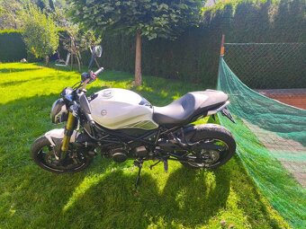 Benelli 752S(2020) TOP stav, mnoho doplňků - 2