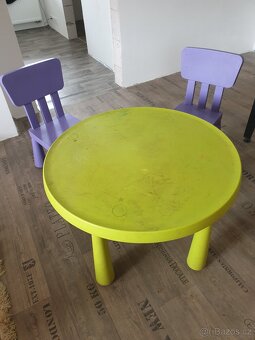 Stolek a židle Ikea - 2
