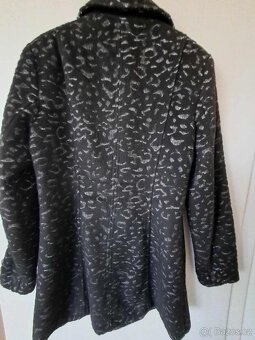Kabátek dámský, velikost 40 - 2