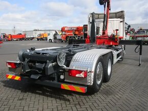 Scania P360 6x2 - nosič kontejnerů s hydraulickou rukou - 2