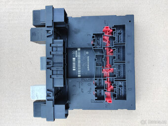 3C0 937 049 AJ - 3C8 937 049 E - BCM JEDNOTKA - ŠKODA-VW - 2