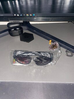 Sluneční brýle - 2